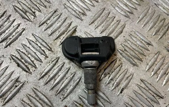Mercedes-Benz GL X166 Tire pressure sensor 2546AGG4 CAJ13LP0300T