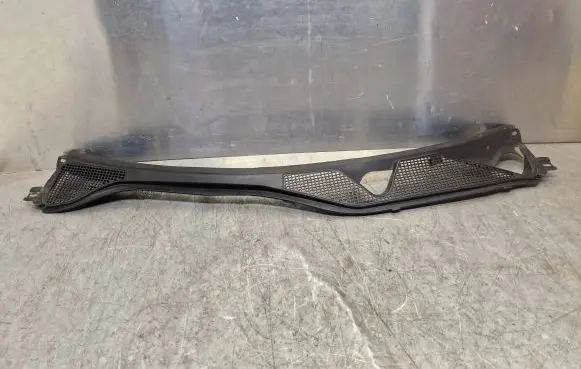 Renault Twingo III Wiper trim 668118065R A538800683