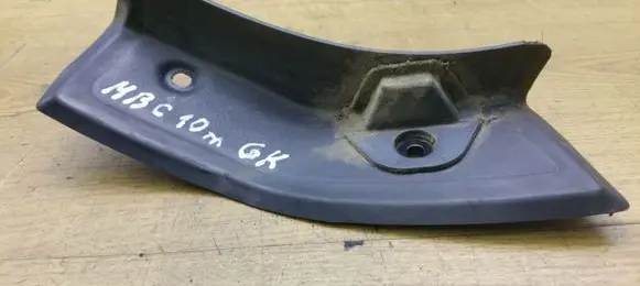Mercedes-Benz C W204 Other trunk/boot trim element A2046933533