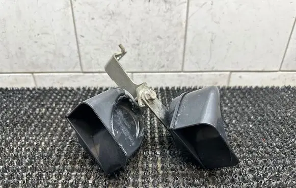 Nissan Altima Horn signal