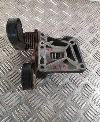 Volvo V50 Alternator belt tensioner 8692808