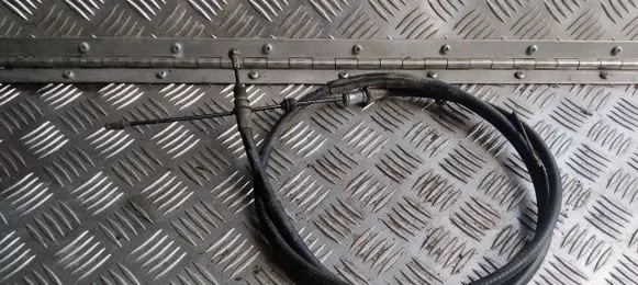 Handbrake/parking brake wiring cable