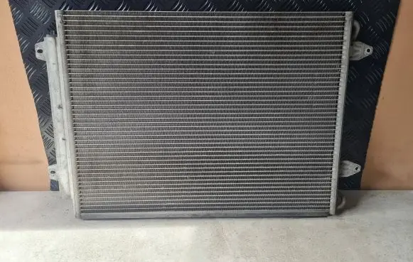 A/C cooling radiator (condenser)