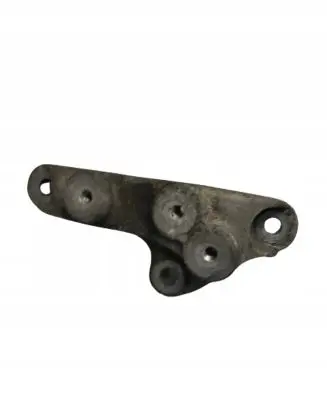 Gearbox mounting bracket