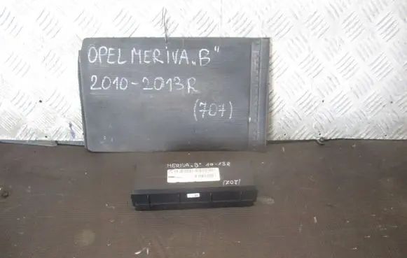 Opel Meriva B Air conditioning/heating control unit 