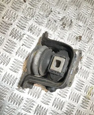 Peugeot 207 CC Engine mount bracket 9654568180