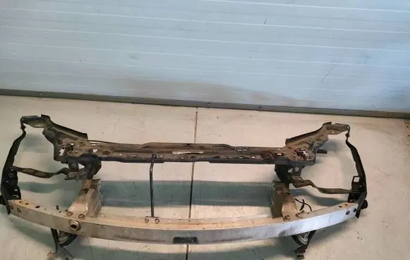 Mercedes-Benz C W204 Radiator support slam panel 