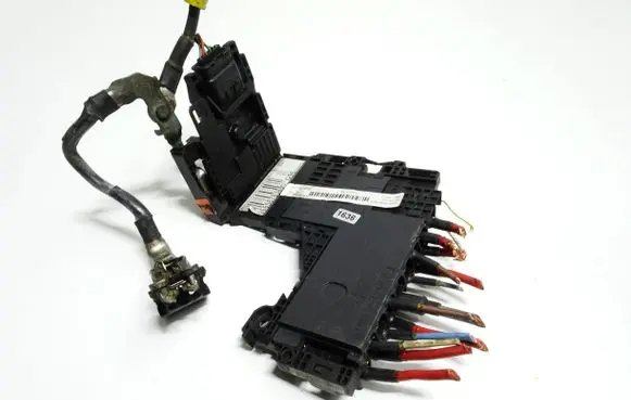 Citroen C4 II Fuse module 9665878380 0022661F01