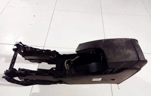 Opel Insignia A Armrest 524960853 t3310902
