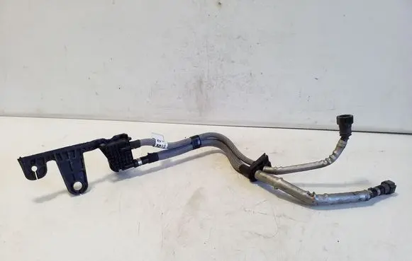 Nissan Navara D23 Fuel line/pipe/hose 164466306R