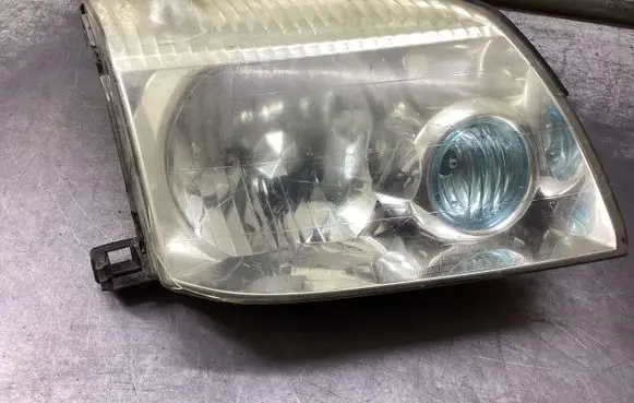 Nissan X-Trail T30 Headlight/headlamp SAE15Y202