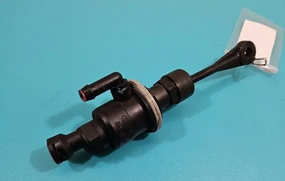 Clutch slave cylinder