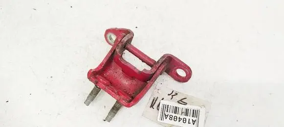 Honda CR-V Rear door lower hinge