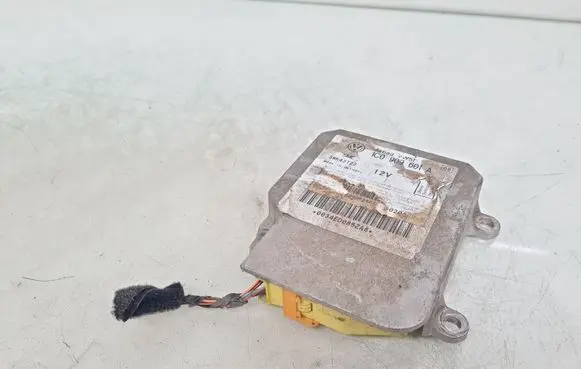 Skoda Fabia Mk1 (6Y) Airbag control unit/module 1C0909601A