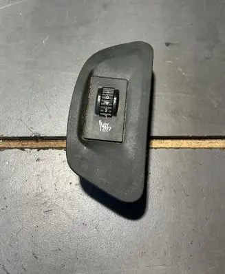 Peugeot 407 Seat heating switch 5174518