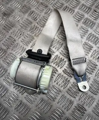 BMW 6 F12 F13 Rear seatbelt 726873403