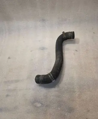 Subaru Legacy Engine coolant pipe/hose 