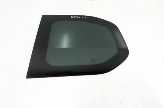 Peugeot Rifter Rear side window
