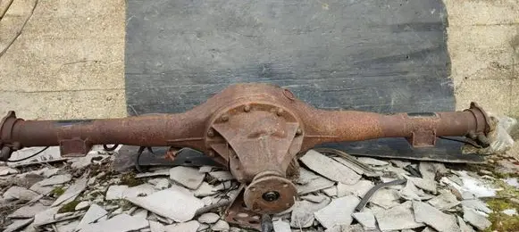 Mitsubishi L200 Rear axle beam with reductor 