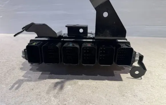 Land Rover Range Rover Velar Engine control unit/module ECU R8A212B684KAED385 1039T61430 0281040038