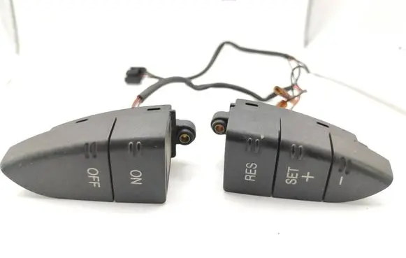 Ford Mondeo Mk III Steering wheel buttons/switches 1S7T9E740AE