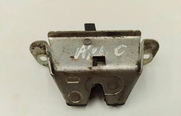 Toyota Aygo AB10 Tailgate/trunk/boot lock/catch/latch 693500h010