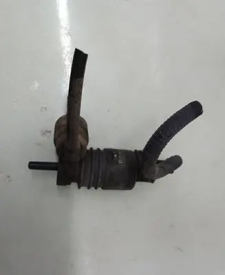 SsangYong Kyron Windscreen/windshield washer pump 