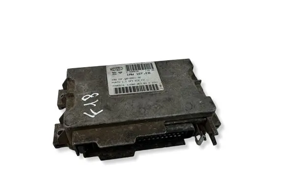 Fiat Punto (176) Engine control unit/module 7795574 A00AK56 6160206301