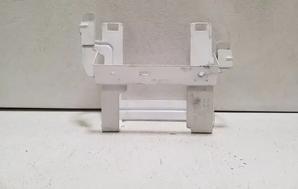 Volvo XC60 Engine control unit holder 30774930
