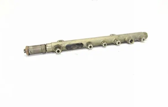 Renault Scenic II - Grand scenic II Fuel main line pipe 7700114017