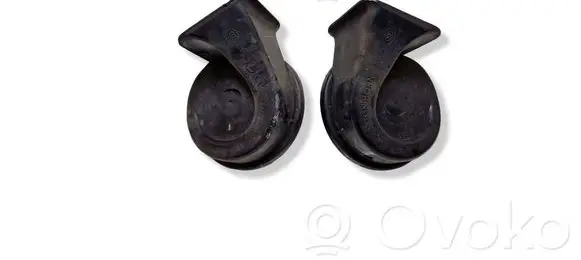 BMW 5 F10 F11 Horn signal 703881157 024148
