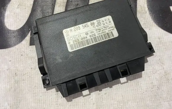 Mercedes-Benz CLK A209 C209 Parking PDC control unit/module A2095450032 2095450032