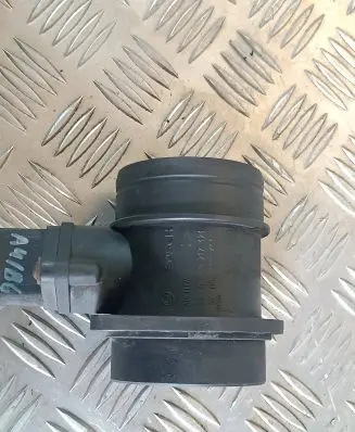 Audi A4 S4 B6 8E 8H Mass air flow meter 06A906461 0280217121