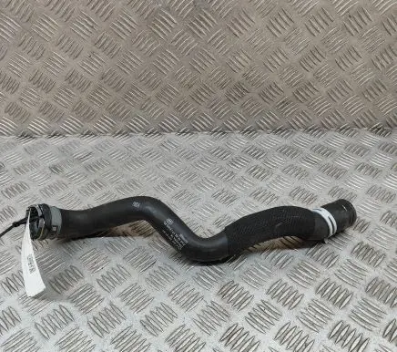 Mercedes-Benz CLA C118 X118 Engine coolant pipe/hose A2475010182