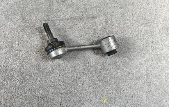 Audi Q3 8U Rear anti-roll bar/stabilizer link 1K0505465L 1K0505465AA