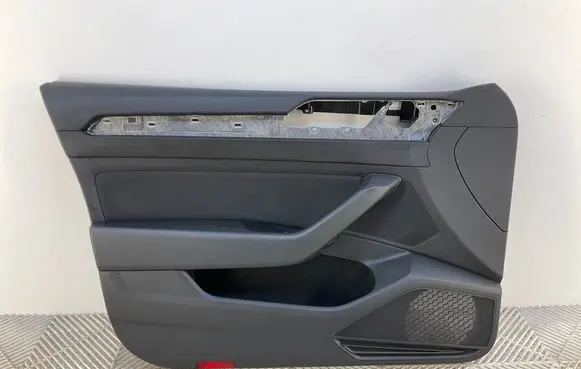 Volkswagen PASSAT B8 Front door card panel trim 3G2867011