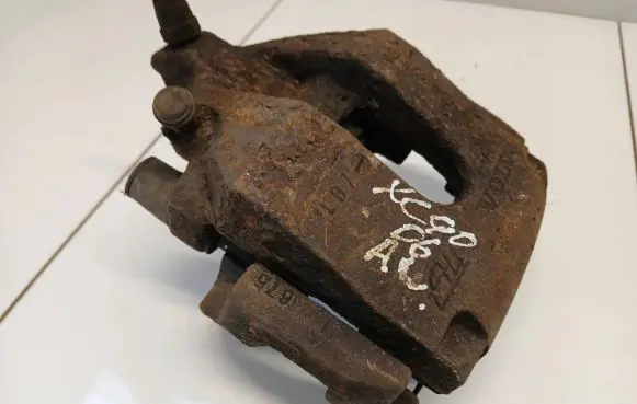 Volvo XC90 Rear brake caliper