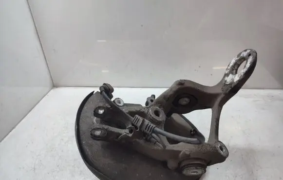 Audi A4 S4 B8 8K Rear wheel hub