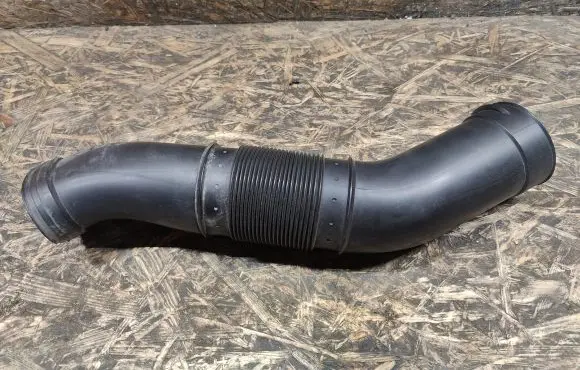 Mercedes-Benz S W220 Air intake hose/pipe A1130941182