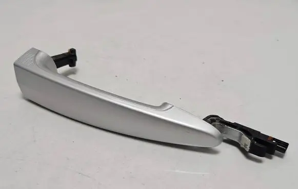 BMW 1 E82 E88 Front door exterior handle 7209258 893823603