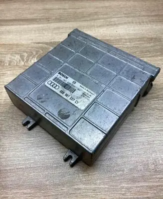 Audi A4 S4 B5 8D Engine control unit/module ECU 8D0907557CX 261203938
