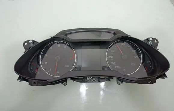 Speedometer (instrument cluster)