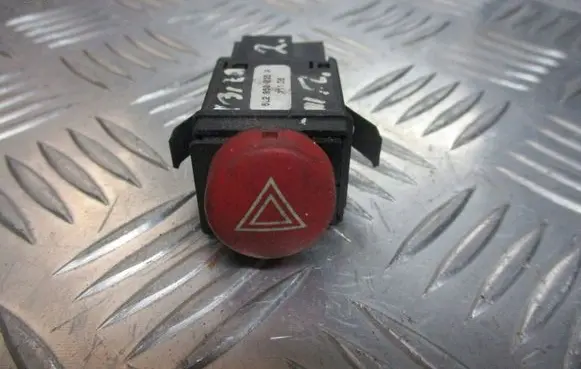 Seat Ibiza III (6L) Hazard light switch 6L2953235A