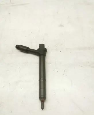 Opel Combo C Fuel injector TJBB01901D