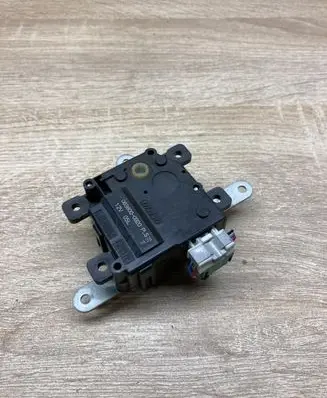 Toyota RAV 4 (XA30) Air flap motor/actuator 0638000920 R712
