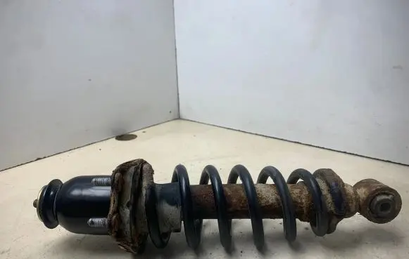 Toyota Avensis T250 Rear shock absorber with coil spring 