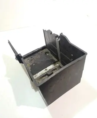 Ford Focus Battery box tray 
