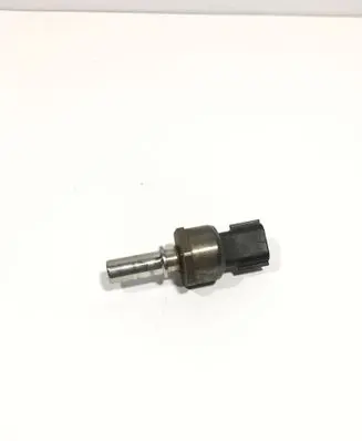 Nissan Qashqai Fuel pressure sensor 166398000R 05B17029 81HCP0201