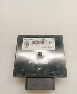Volkswagen Caddy Voltage converter/converter module 3AA919041A 8ES01045220 0345692108