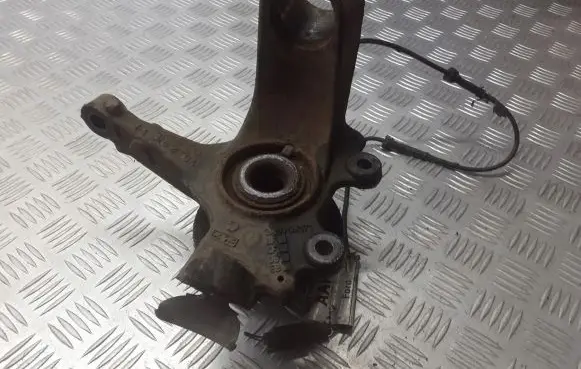 Ford Focus C-MAX Front wheel hub spindle knuckle 3M51-3K171